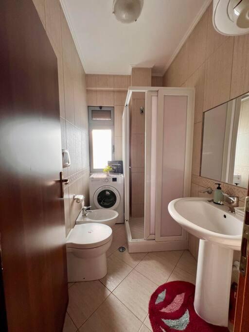 Tirana Vibes Apartment Luaran gambar